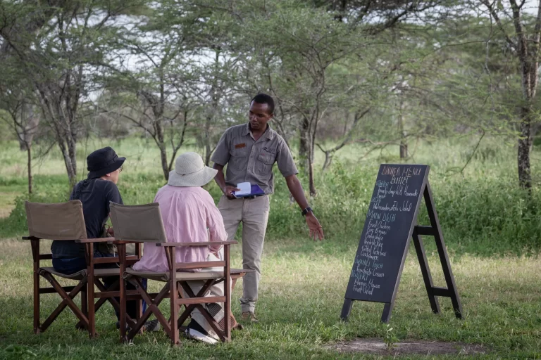 GNU_Camp_Dining_Experience-scaled