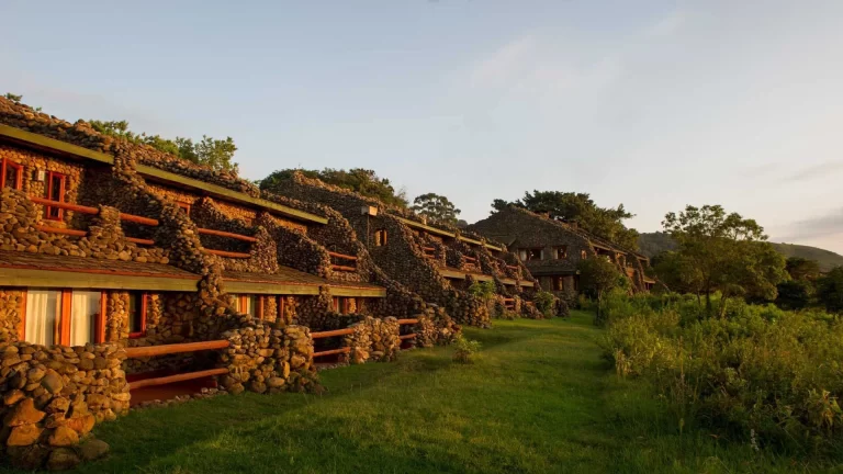 serena lodge ngorongoro (3)