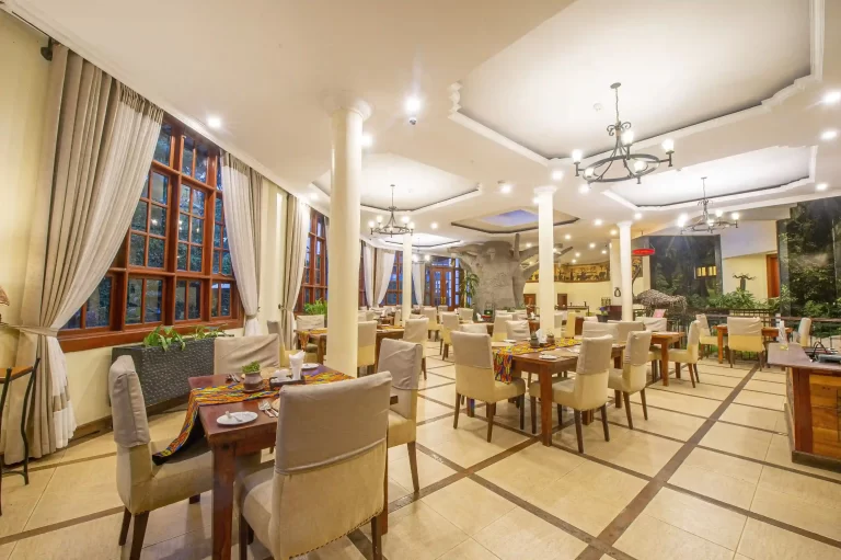 tulip-dining-image-3