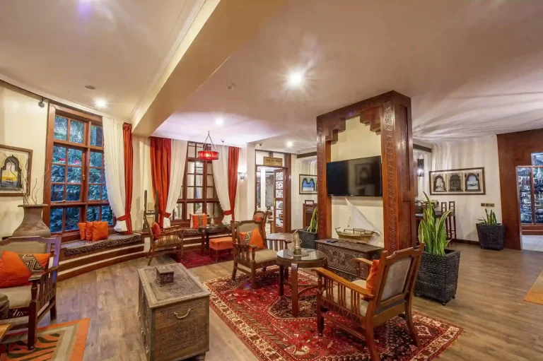 tulip-znz-lounge-image-1 (1)