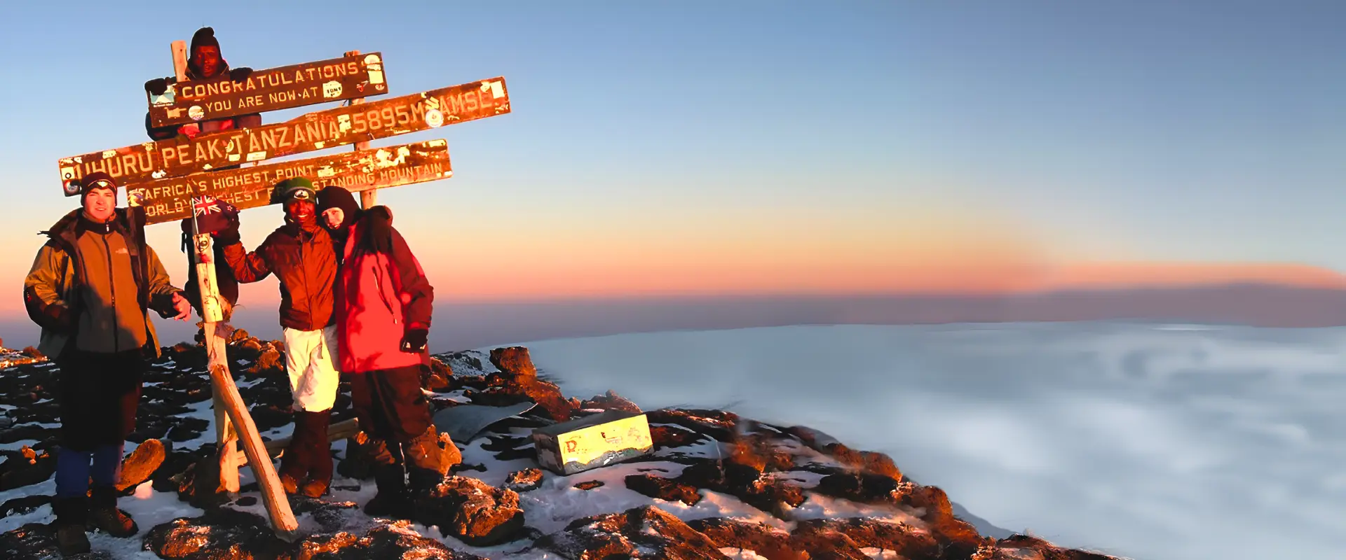 uhuru-peak-banner