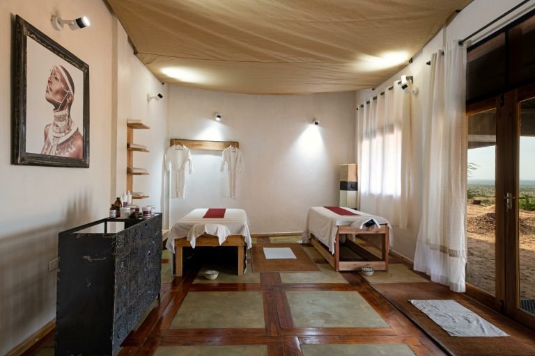 Kubu-Kubu-Massage-room-scaled