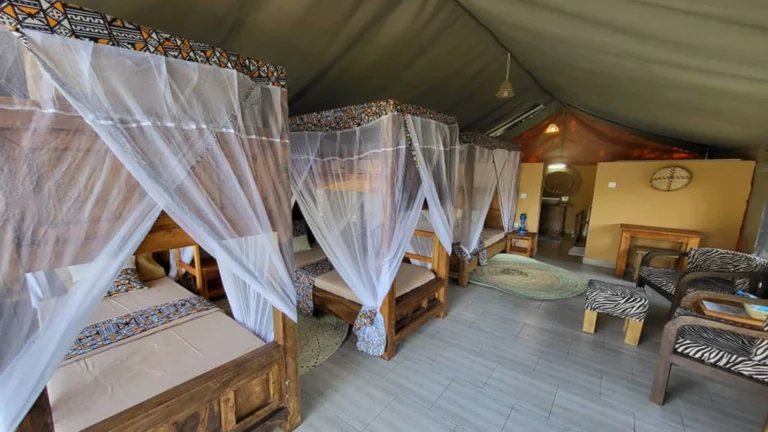 african safari lake manyara lodge tripple room