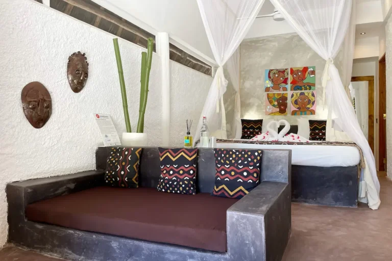 Moon-Garden-Bungalow2-1500x1000